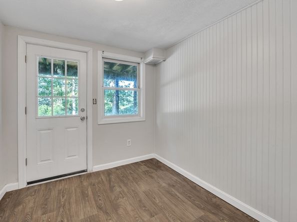 35 Genessee St E, Worcester MA 01603