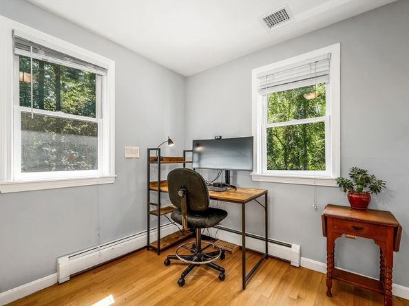 239 Groton Rd, Westford MA 01886