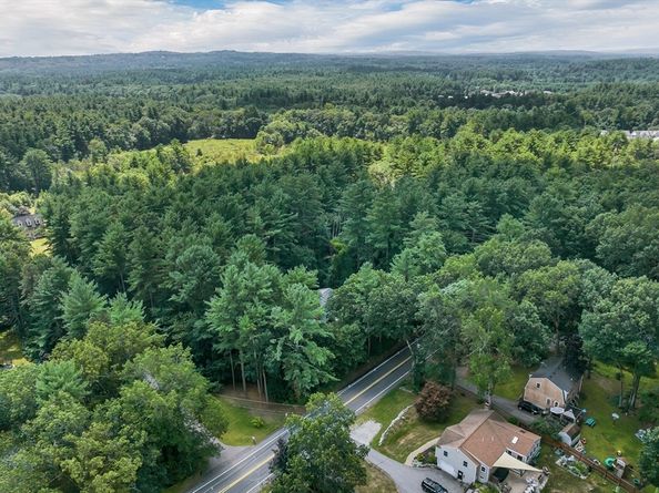 239 Groton Rd, Westford MA 01886