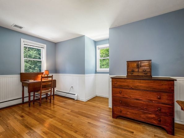 239 Groton Rd, Westford MA 01886