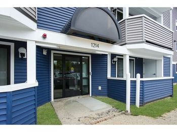 1214 Vfw Pkwy
