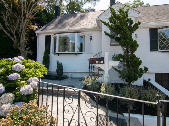 141 Brooks St, Medford MA 02155