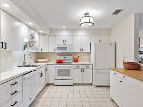 13 Weatherly Drive 13, Salem MA 01970