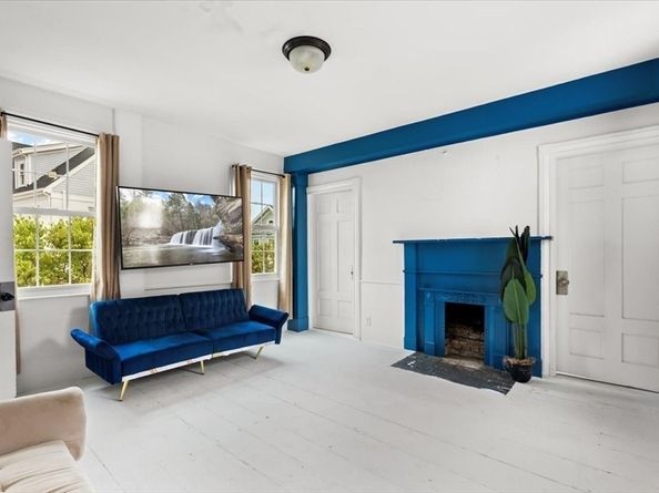 41 Bedford St, East Bridgewater MA 02333