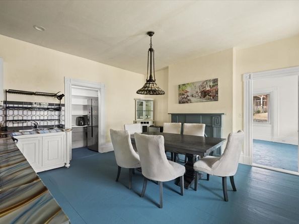 41 Bedford St, East Bridgewater MA 02333