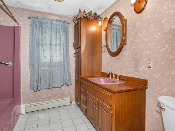 15 Shore Rd, Saugus MA 01906