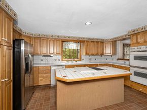 15 Shore Rd, Saugus MA 01906