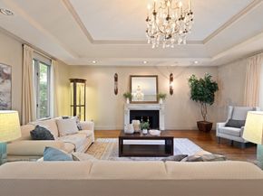 77 Wellesley Rd, Belmont MA 02478