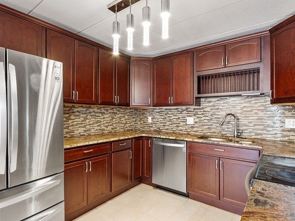 65 Commons Drive 410, Shrewsbury MA 01545