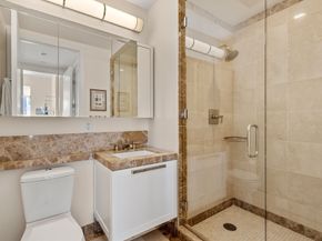 400 Stuart St 15J, Boston MA 02116