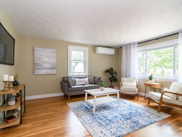 7 Ferndale Rd, Natick MA 01760