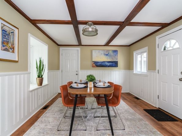 7 Ferndale Rd, Natick MA 01760