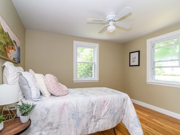 7 Ferndale Rd, Natick MA 01760