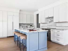 26 Common Court 26, Lexington MA 02421