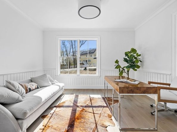 26 Common Court 26, Lexington MA 02421