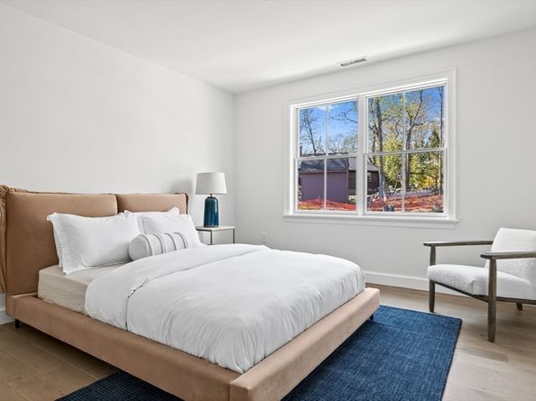 26 Common Court 26, Lexington MA 02421