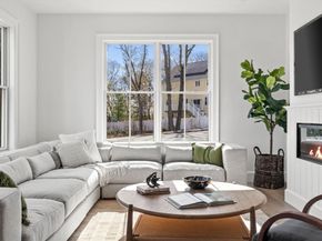 26 Common Court 26, Lexington MA 02421