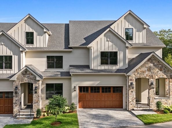 26 Common Court 26, Lexington MA 02421