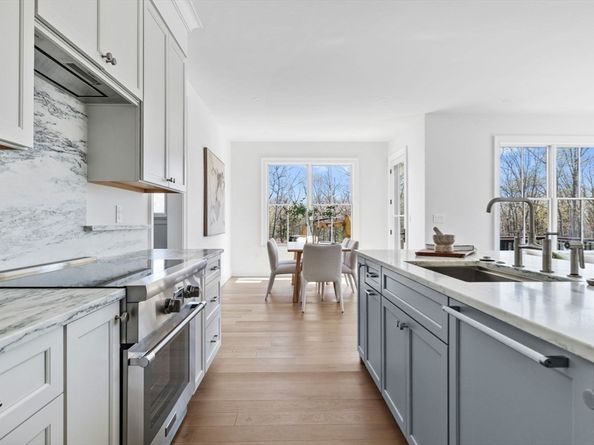 26 Common Court 26, Lexington MA 02421