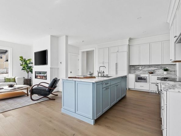 26 Common Court 26, Lexington MA 02421