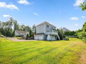 40 Brunelle Drive, Rutland MA 01543