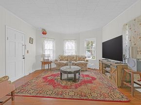 29 Whitcomb St, Webster MA 01570