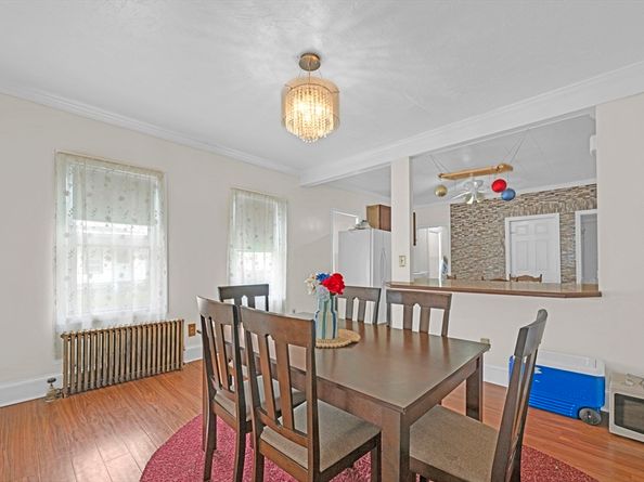 29 Whitcomb St, Webster MA 01570