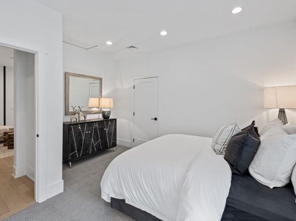 51 Kestrel Heights 64, Plymouth MA 02360