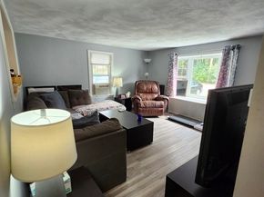 20 Carleton Road, Leicester MA 01542
