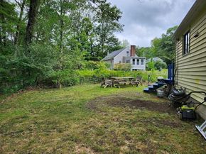 20 Carleton Road, Leicester MA 01542