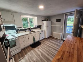 20 Carleton Road, Leicester MA 01542