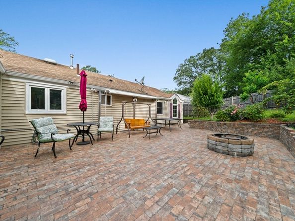 92 Mercury Street, Weymouth MA 02188