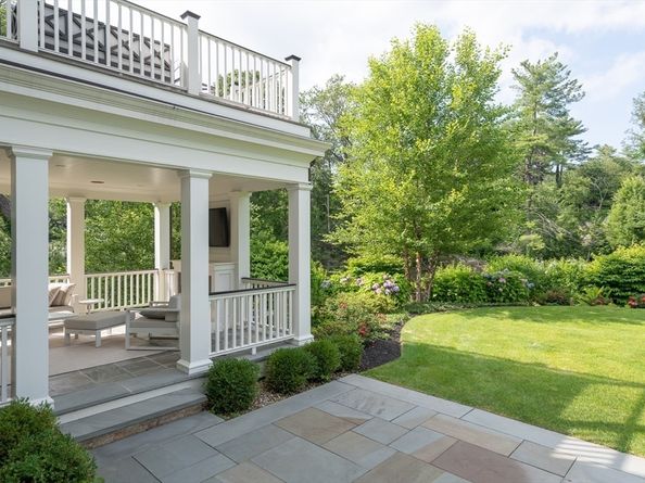 8 Hidden Road, Weston MA 02493