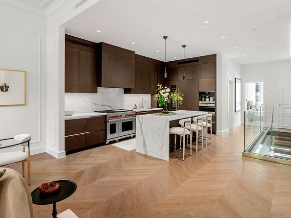 260-262 Commonwealth Avenue 1A, Boston MA 02116