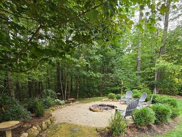 1632 N Brookfield Rd, Oakham MA 01068