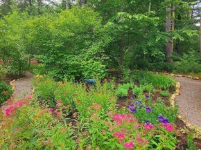 1632 N Brookfield Rd, Oakham MA 01068
