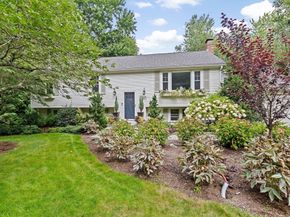 40 Brewster Rd, Cohasset MA 02025