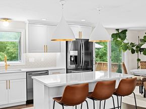 40 Brewster Rd, Cohasset MA 02025