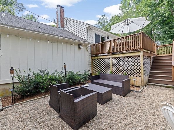 40 Brewster Rd, Cohasset MA 02025