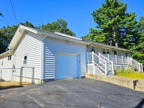 5 Stanford Cir, Milford MA 01757