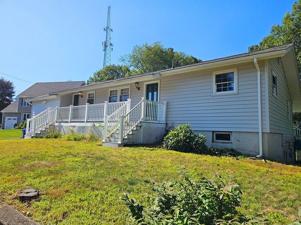 5 Stanford Cir, Milford MA 01757