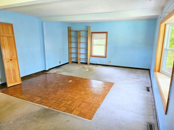 5 Stanford Cir, Milford MA 01757