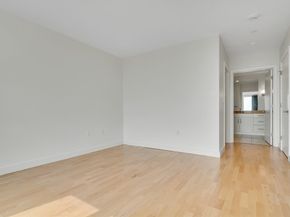 100 Station Lndg 1008, Medford MA 02155