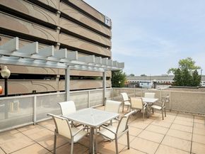 100 Station Lndg 1008, Medford MA 02155