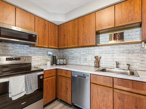 40 Old Forge Rd 40, Bridgewater MA 02324