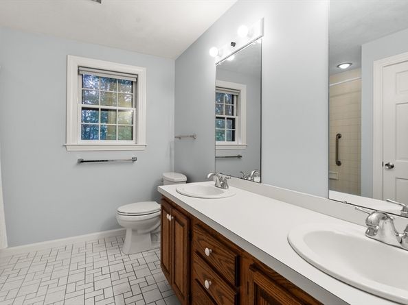 20 Shadow Oak Drive, Sudbury MA 01776