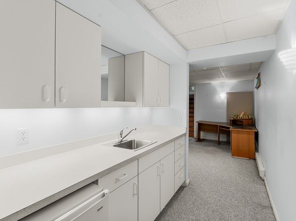 20 Shadow Oak Drive, Sudbury MA 01776