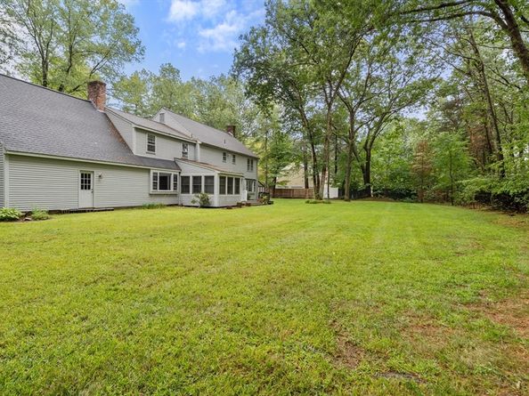 20 Shadow Oak Drive, Sudbury MA 01776