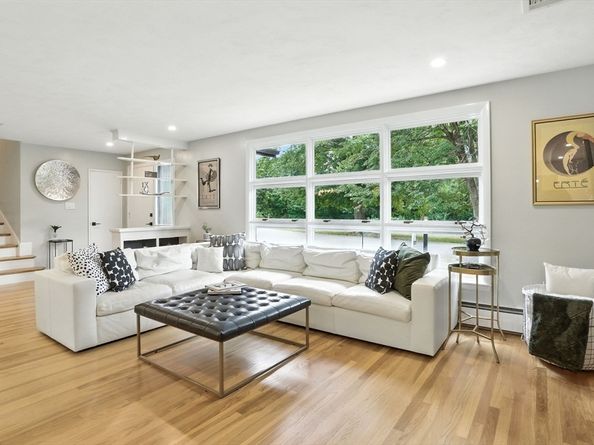 30 Linda Rd, Andover MA 01810