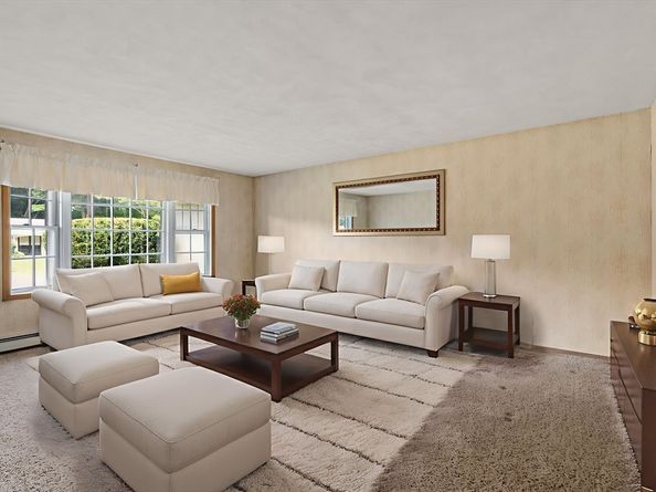16 Larnis Road, Framingham MA 01701